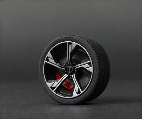 1:18 Audi RS4 Avant (B9) Alufelgen